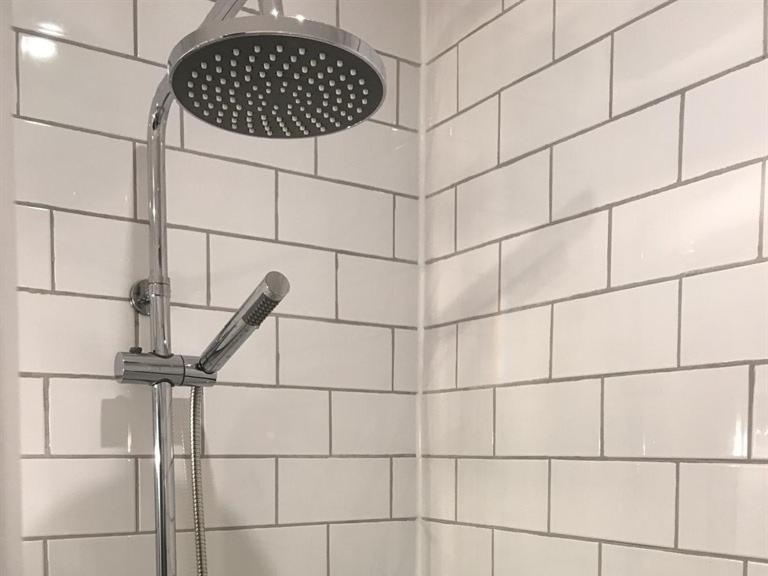 Hotel No.16 Seaham Habitación foto A shower