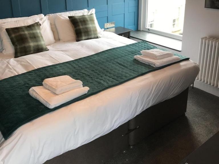 Hotel No.16 Seaham Habitación foto A bed runner
