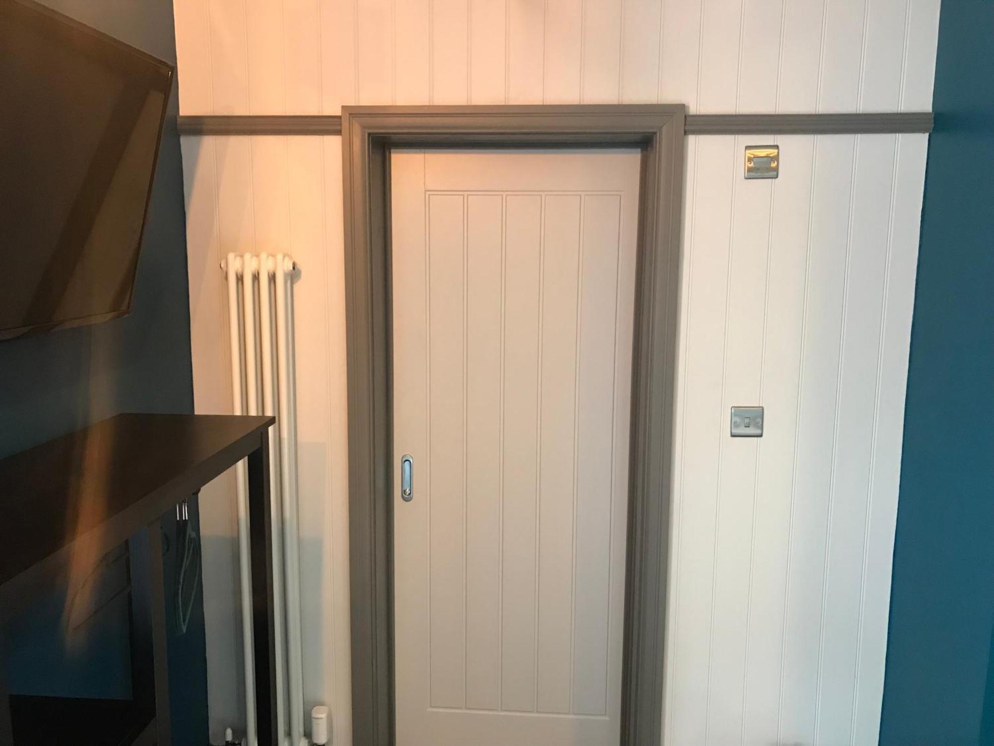 Hotel No.16 Seaham Habitación foto A door with a door stop